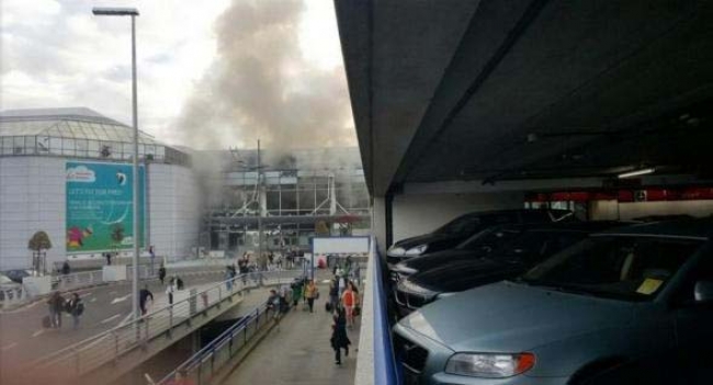قتلى بهجوم انتحاري بمطار بروكسل.. وانفجار بمحطة للمترو