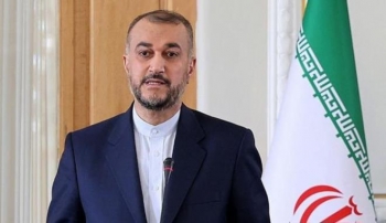 وزير خارجية إيران: طهران لا تسعى لمواصلة عملياتها الدفاعية ضد الك--يان الص--هيوني
