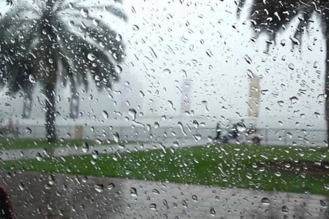 اليوم: رياح قوية وأمطار رعدية تهب على الشمال والوسط – اليقظة الصفراء سارية