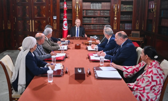  بمناسبة العودة المدرسية رئيس الجمهورية يشدد على توفير الظروف المتساوية لكل التلاميذ ويدعو إلى المعالجة الفورية لعديد الإشكالات