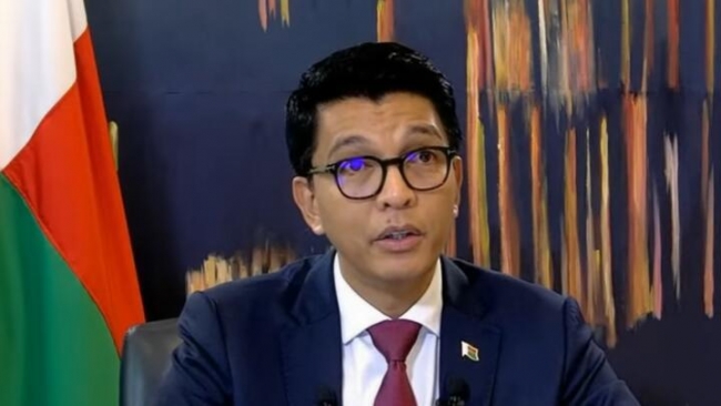 زعيم المعارضة في مدغشقر: الرئيس غادر البلاد