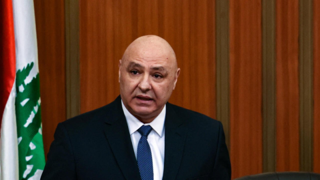 الرئيس اللبناني يطلب من الجيش التصدي لأي توغل إسرائيلي