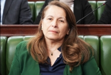 وزيرة الصناعة: نموّ الصناعات الميكانيكية والكيميائية يعزّز انتعاش الاقتصاد… و20 ملف فساد أمام القضاء