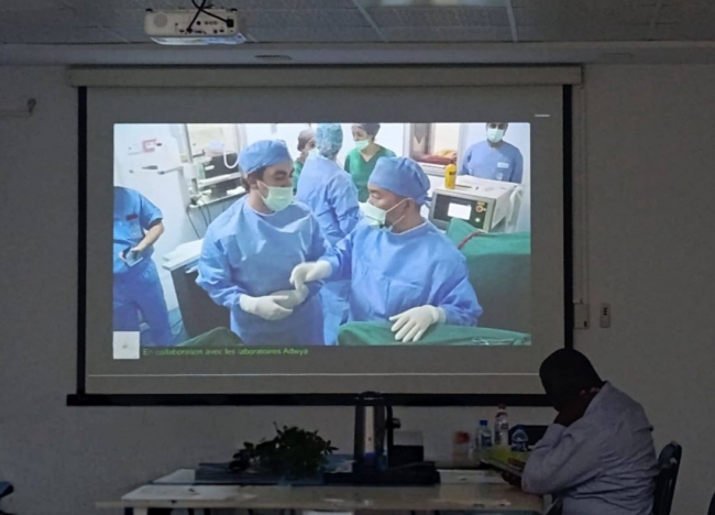 تونس تحتضن أوّل ورشة دولية للجراحة بالروبوت والليزر