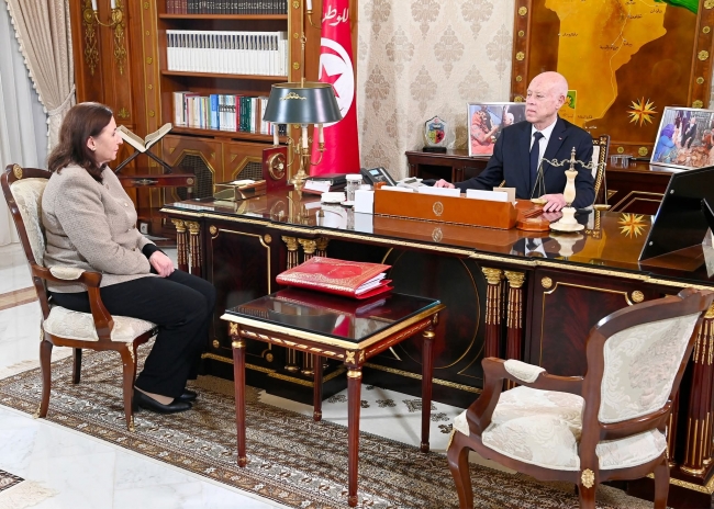 رئيس الجمهوريّة :لابد من مواجهة كلّ التحدّيات،وكلّ مسؤول يجب أن يشعر انه يعمل في ظلّ دستور 25 جويلية 